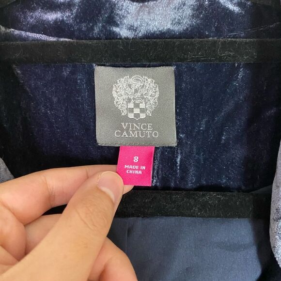 Vince Camuto Coat Vintage Inspired Navy Velvet Button Down Elegant size 8 - Picture 10 of 10